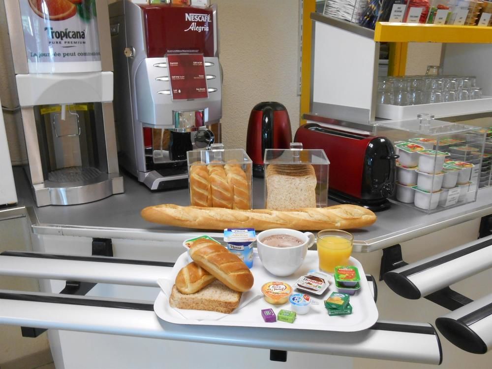 Premiere Classe Brest Gouesnou Aeroport Exteriör bild